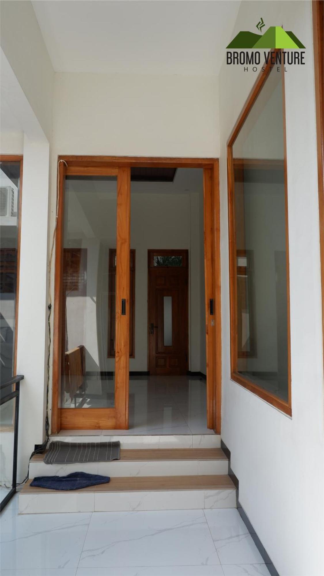 Bromo Venture Hostel Probolinggo Εξωτερικό φωτογραφία