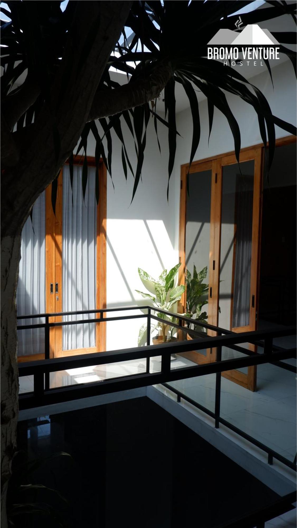 Bromo Venture Hostel Probolinggo Εξωτερικό φωτογραφία